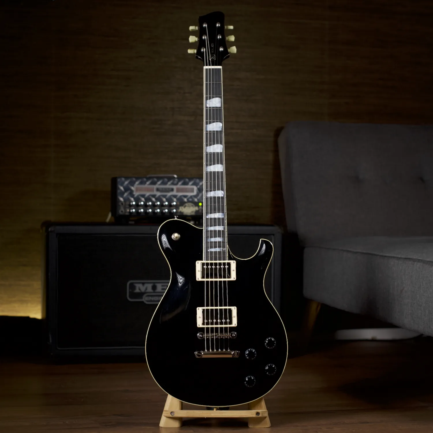Black Beauty Guitar by luthier Walko Guitars, Paulie lightweight Les Paul Style